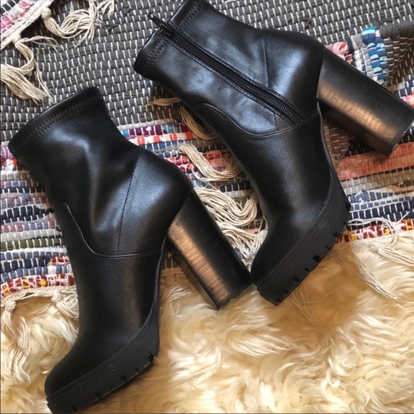 Steve Madden Black Legend Sock Boots/Booties - Picture 5 of 7